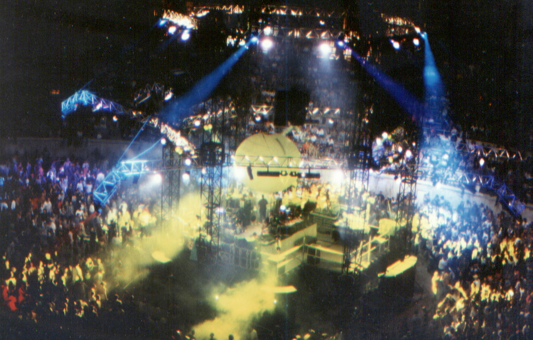 Bor%C2%82alis-1995---photo-3.